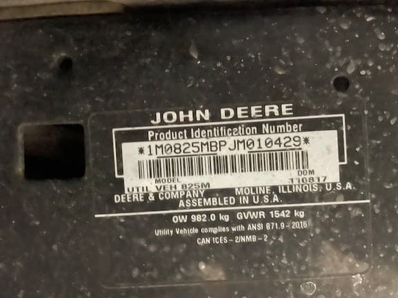 Image of John Deere XUV 825M S4 equipment image 3