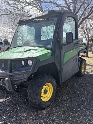 Image of John Deere XUV 835M equipment image 2
