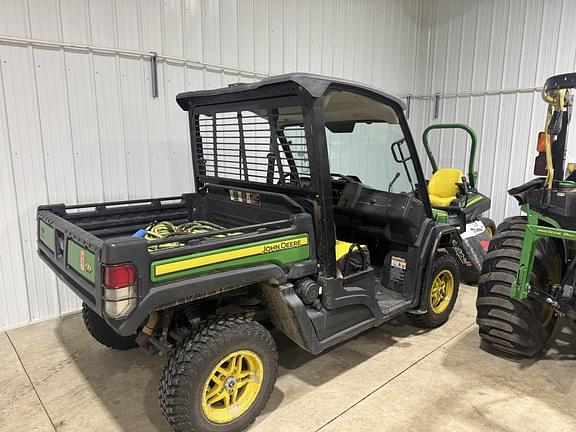 Image of John Deere XUV 835M equipment image 1