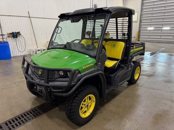 2018 John Deere XUV 835M Equipment Image0