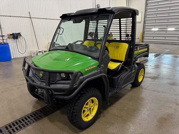 Image of John Deere XUV 835M Primary image