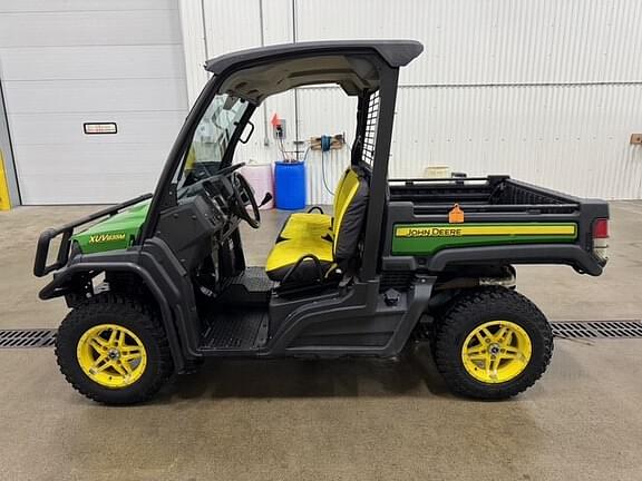 Image of John Deere XUV 835M equipment image 1