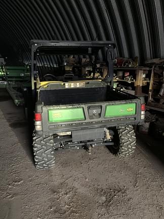 Image of John Deere XUV 835M equipment image 3