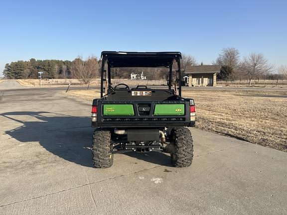 Image of John Deere XUV 835M equipment image 4