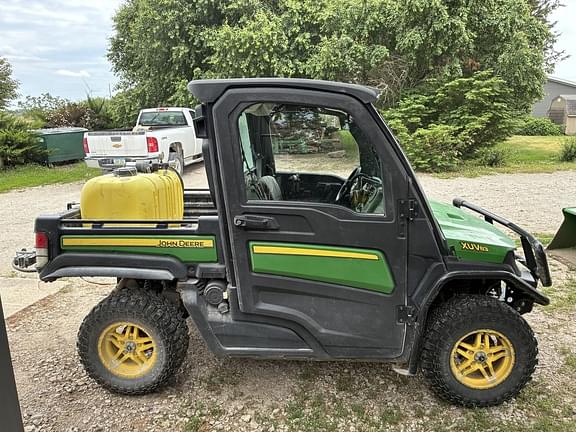 Image of John Deere XUV 835M equipment image 3