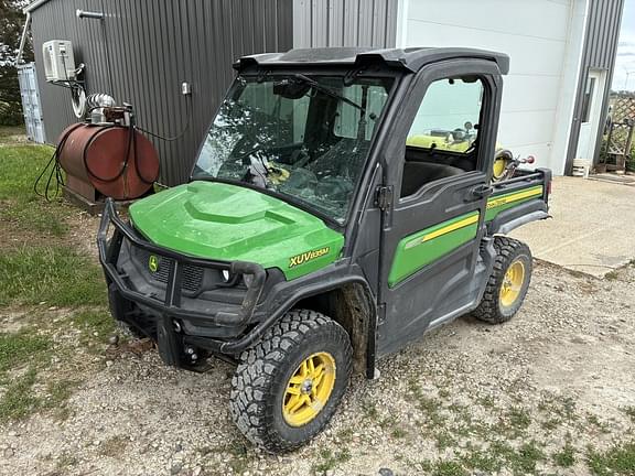 Image of John Deere XUV 835M Primary image