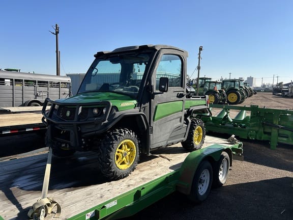 Main image John Deere XUV 835M