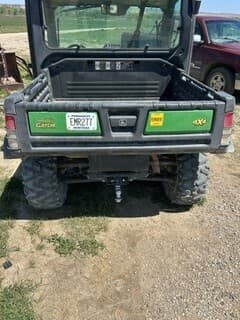 Image of John Deere XUV 835M equipment image 1