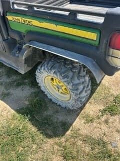 Image of John Deere XUV 835M equipment image 3