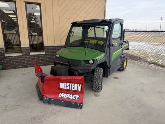 Image of John Deere XUV 835M Primary image