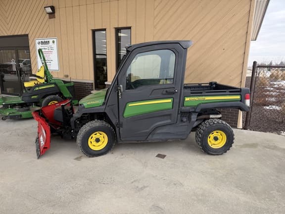 Image of John Deere XUV 835M equipment image 4