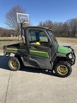 Image of John Deere XUV 835M Primary image