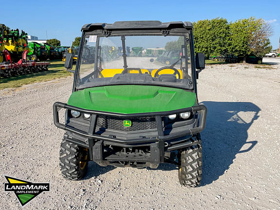 Image of John Deere XUV 835M equipment image 1