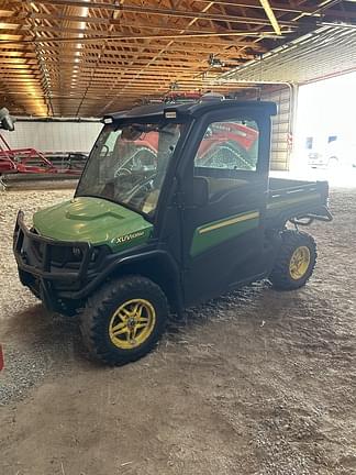 Image of John Deere XUV 835M equipment image 1
