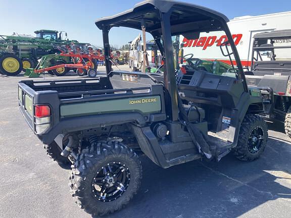 Image of John Deere XUV 835M equipment image 2