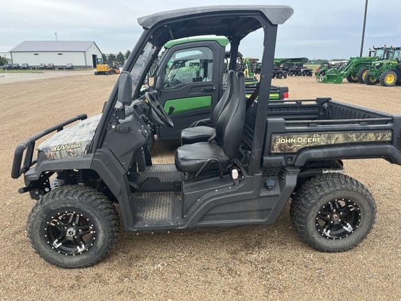 2018 John Deere XUV 835M Equipment Image0