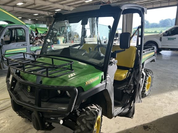Image of John Deere XUV 835M Primary image