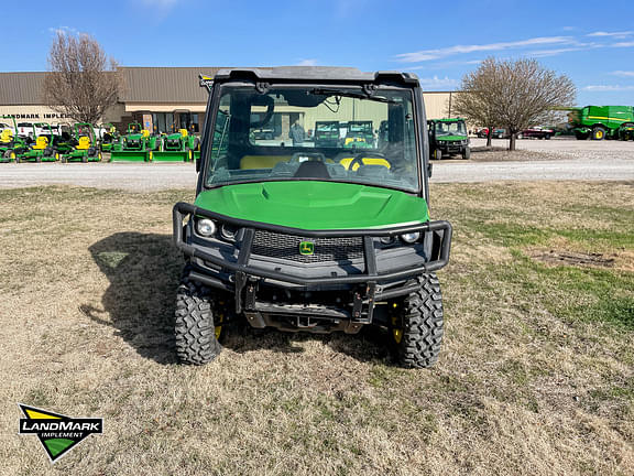 Image of John Deere XUV 835M equipment image 1