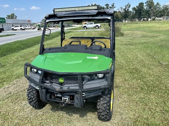 Image of John Deere XUV 835M equipment image 2