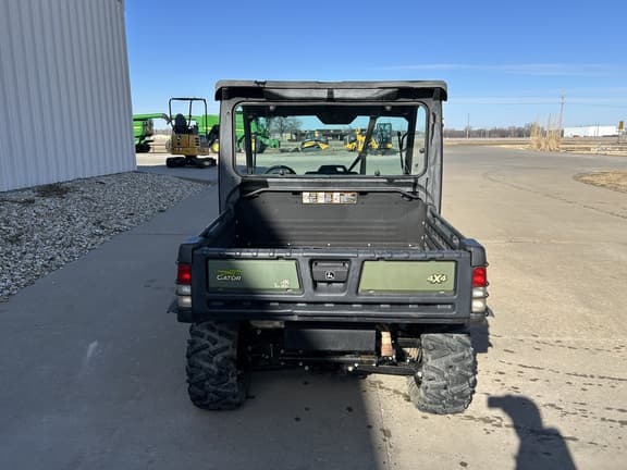 Image of John Deere XUV 835M equipment image 2