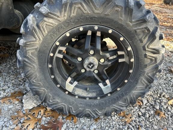 Image of John Deere XUV 835M equipment image 4