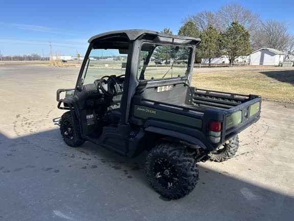Image of John Deere XUV 835M equipment image 3