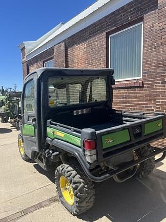 Image of John Deere XUV 835M equipment image 1