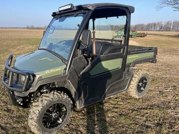 Main image John Deere XUV 835M