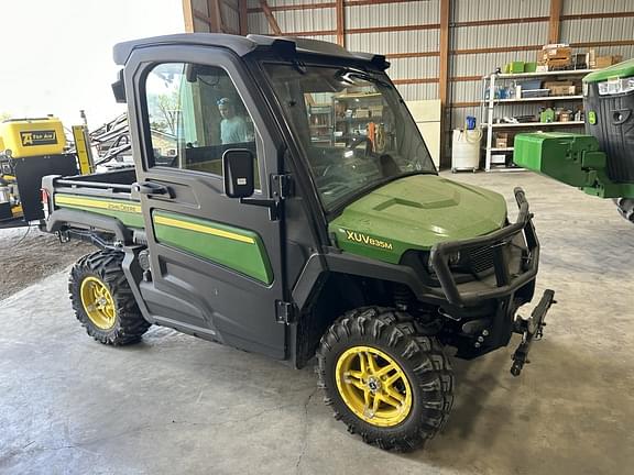 Image of John Deere XUV 835M Primary image