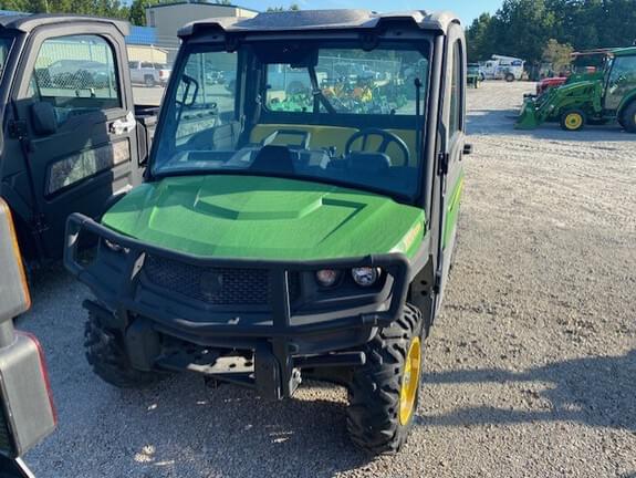 Image of John Deere XUV 835M equipment image 3