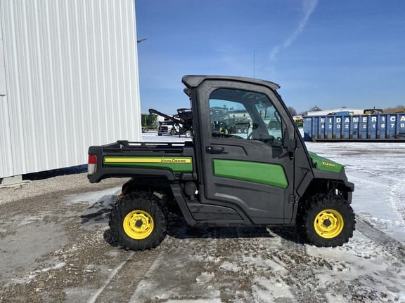 Main image John Deere XUV 835M