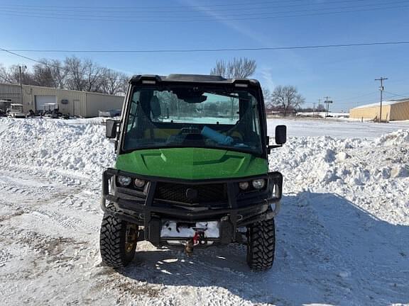 Image of John Deere XUV 835M equipment image 1