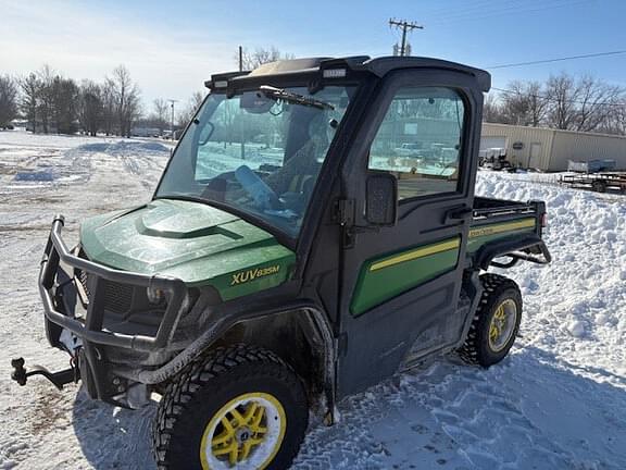 Image of John Deere XUV 835M equipment image 4