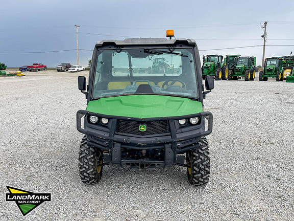 Image of John Deere XUV 835M equipment image 1