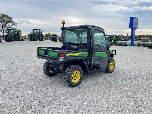 Image of John Deere XUV 835M equipment image 4