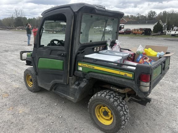 Image of John Deere XUV 835M equipment image 3
