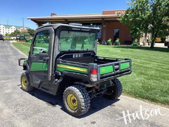 Image of John Deere XUV 835M equipment image 3