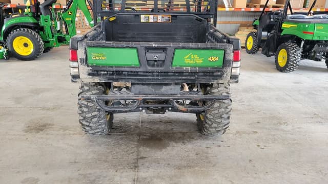 Image of John Deere XUV 835M equipment image 4