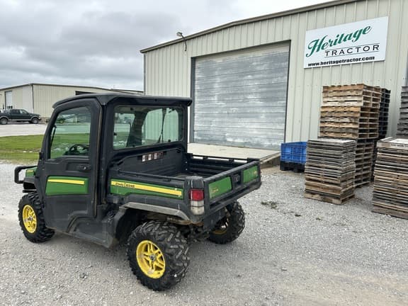 Image of John Deere XUV 835M equipment image 3