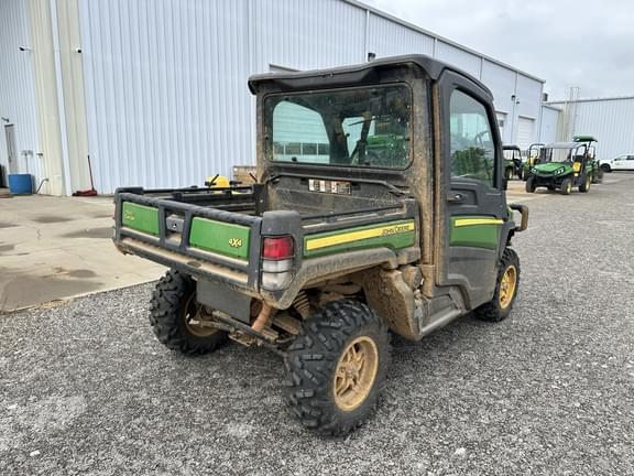 Image of John Deere XUV 835M equipment image 4