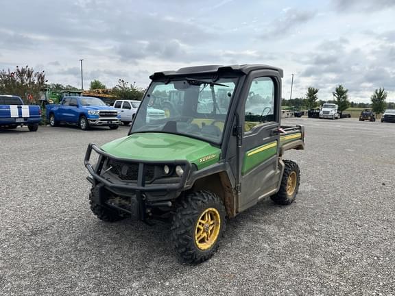 Image of John Deere XUV 835M Primary image