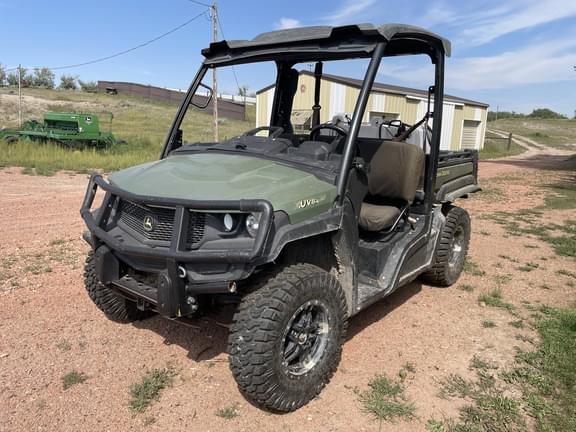 Image of John Deere XUV 835M Primary image
