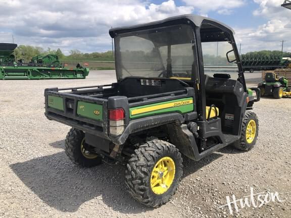 Image of John Deere XUV 835M equipment image 4