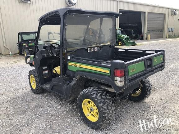 Image of John Deere XUV 835M equipment image 3