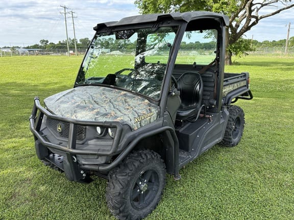 2018 John Deere XUV 835M Equipment Image0
