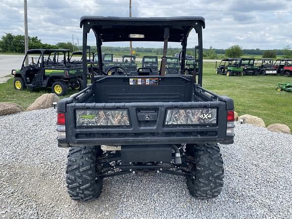 Image of John Deere XUV 835M equipment image 3