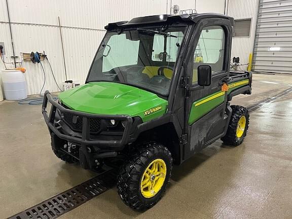 Image of John Deere XUV 835M Primary image