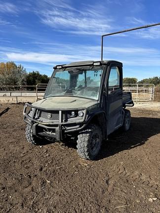 Image of John Deere XUV 835M Primary image