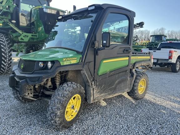 Image of John Deere XUV 835M Primary image