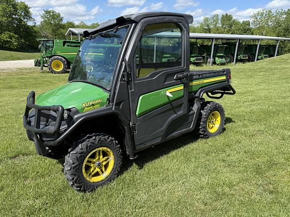 Image of John Deere XUV 835M equipment image 2